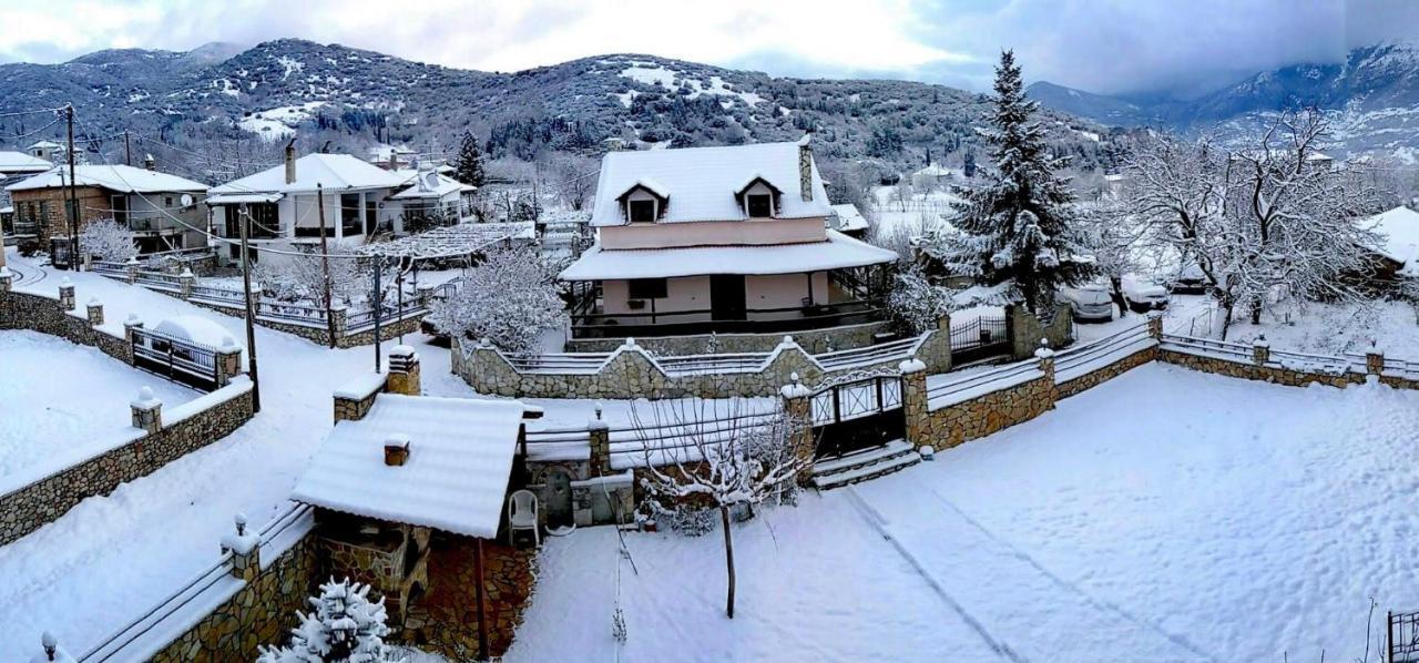 Ξενώνας Βυσωκά Kalavryta Buitenkant foto